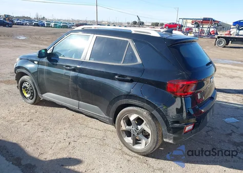 2021 Hyundai Venue Sel from USA, damaged, VIN KMHRC8A38MU129720